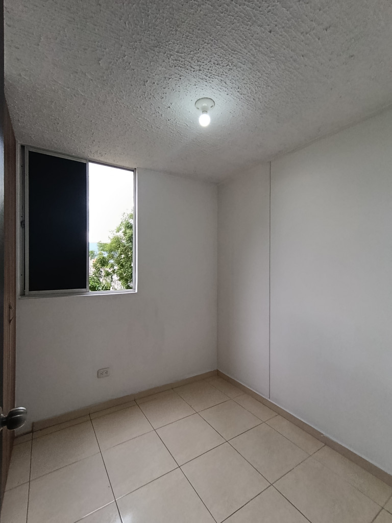 Apartamento en venta en El Bosque, Cúcuta · foto 3 de 13