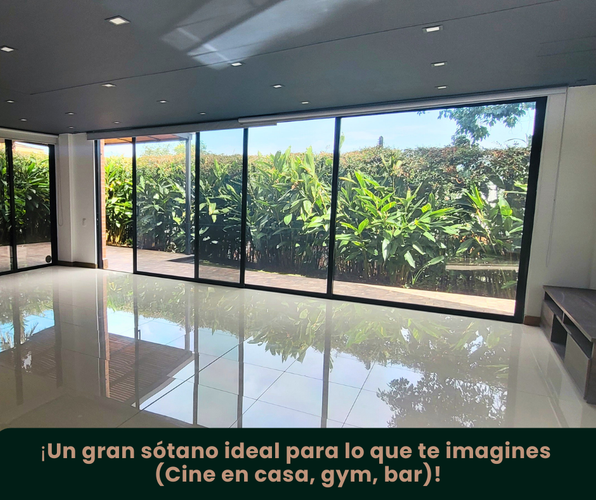Casa de 4 alcobas en venta en Loma Del Chocho, Envigado, 280 m² · foto 3 de 7