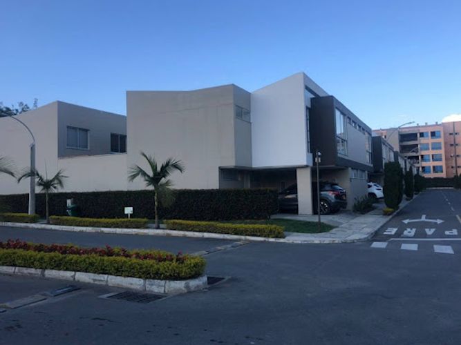 Casa de 3 alcobas en venta en Rionegro, 163 m² · foto 2 de 14