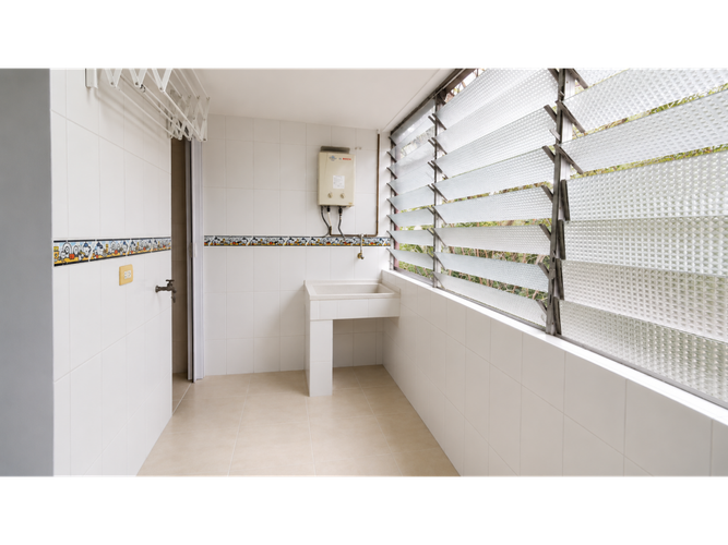 Apartamento de 3 alcobas en arriendo en San German, Medellín, 93 m² · foto 3 de 20