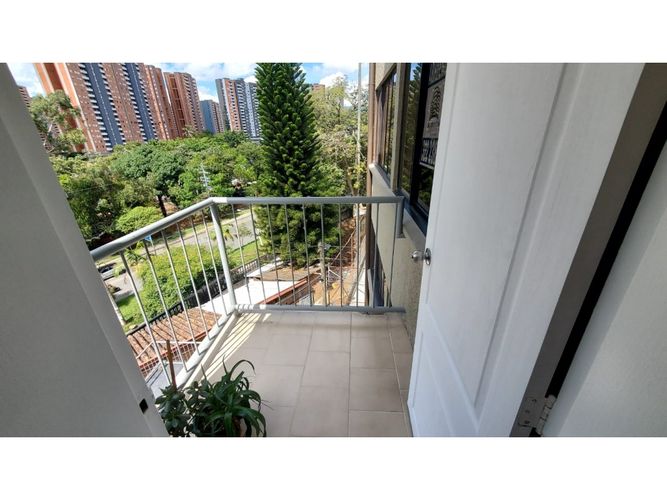 Apartamento de 3 alcobas en arriendo en San German, Medellín, 93 m² · foto 7 de 20