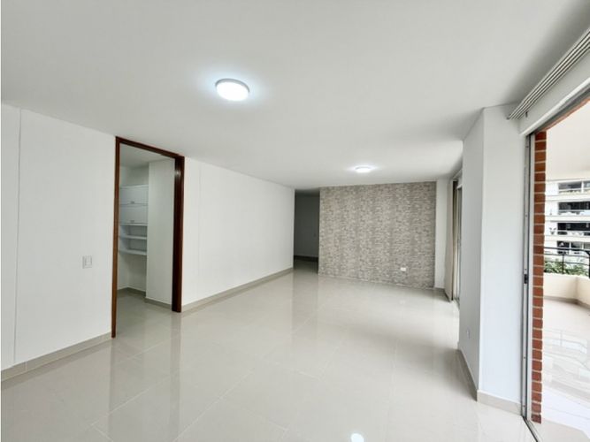 Apartamento de 3 alcobas en venta en Cristales, Cali, 127 m² · foto 7 de 24