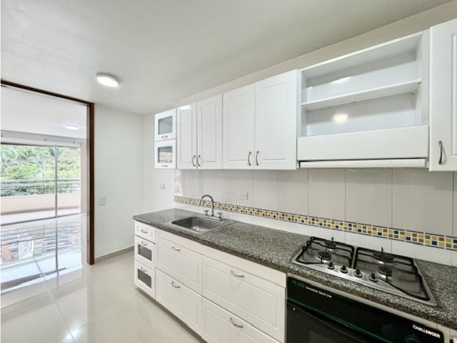 Apartamento de 3 alcobas en venta en Cristales, Cali, 127 m² · foto 9 de 24