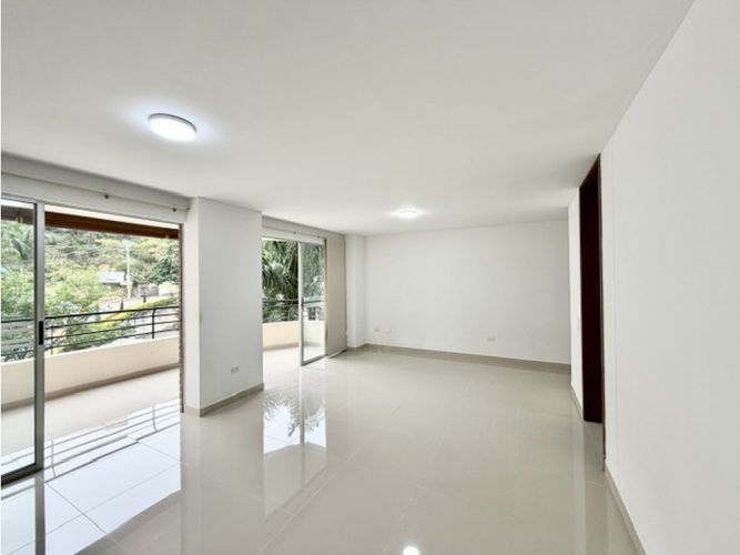 Apartamento de 3 alcobas en venta en Cristales, Cali, 127 m² · foto 12 de 24