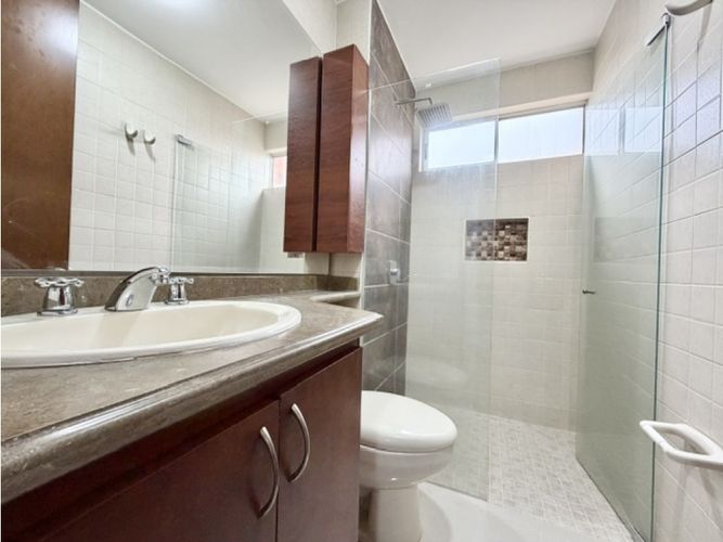 Apartamento de 3 alcobas en venta en Cristales, Cali, 127 m² · foto 14 de 24