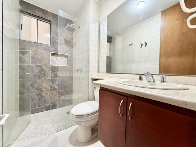 Apartamento de 3 alcobas en venta en Cristales, Cali, 127 m² · foto 17 de 24