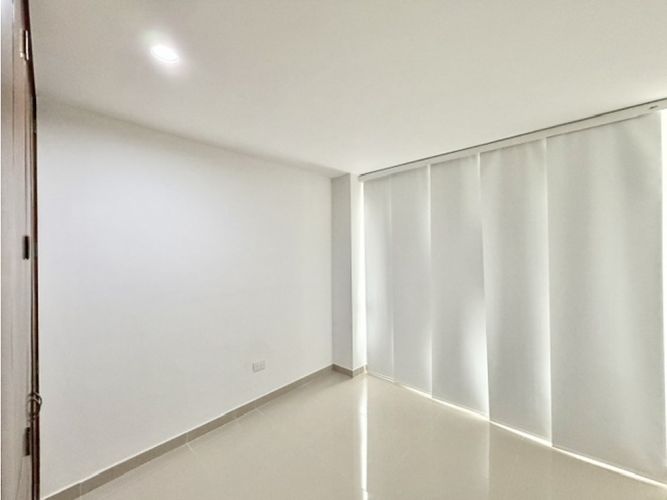 Apartamento de 3 alcobas en venta en Cristales, Cali, 127 m² · foto 19 de 24