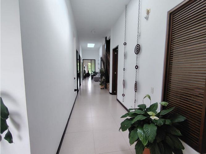 Casa de 5 alcobas en venta en Vía El Caimo, Armenia, 308 m² · foto 16 de 24