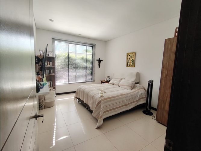 Casa de 5 alcobas en venta en Vía El Caimo, Armenia, 308 m² · foto 23 de 24
