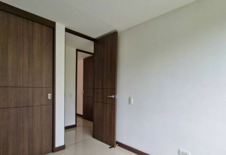 Apartamento de 3 alcobas en arriendo en Loma Del Esmeraldal, Envigado, 110 m² · foto 9 de 18