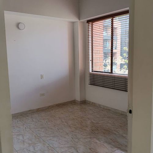 Apartamento de 3 alcobas en arriendo en Los Balsos, Medellín, 78 m² · foto 4 de 18
