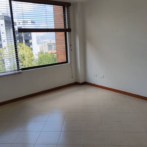 Apartamento de 3 alcobas en arriendo en Los Balsos, Medellín, 78 m² · foto 10 de 18
