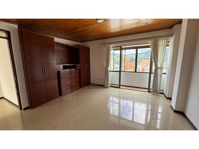 Apartamento de 4 alcobas en venta en La Aurora, Pasto, 214 m² · foto 18 de 24
