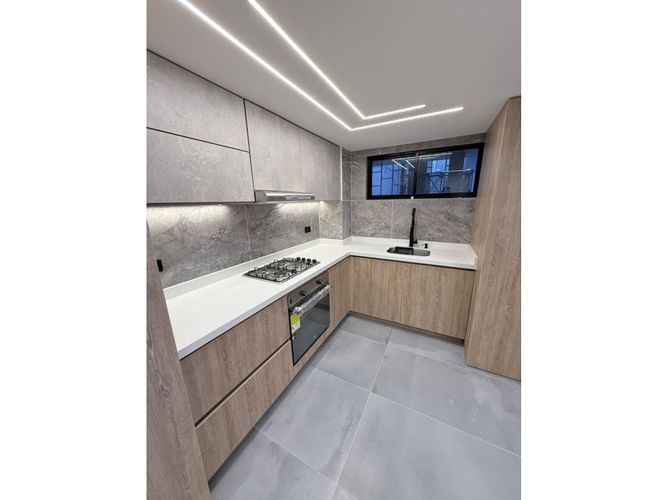 Apartamento de 2 alcobas en venta en El Refugio, Cali, 94 m² · foto 8 de 24