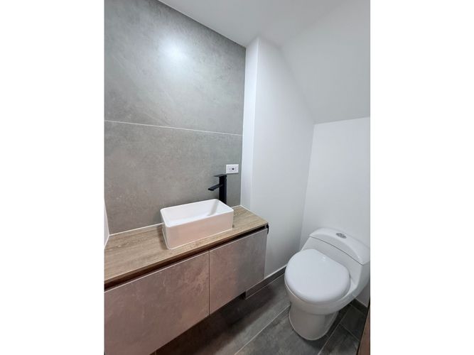Apartamento de 2 alcobas en venta en El Refugio, Cali, 94 m² · foto 9 de 24