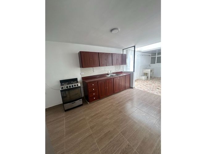 Casa de 6 alcobas en venta en Sector La Luisa Bella Suiza, Cali, 550 m² · foto 4 de 24