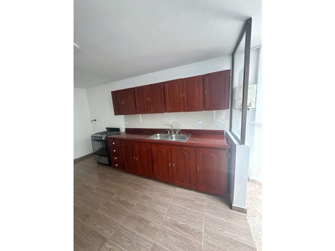 Casa de 6 alcobas en venta en Sector La Luisa Bella Suiza, Cali, 550 m² · foto 6 de 24