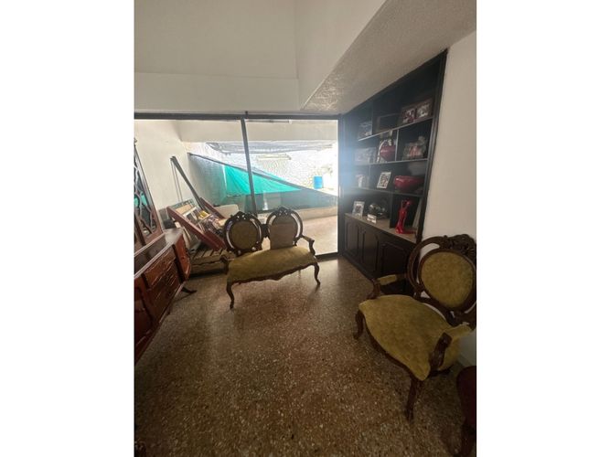 Casa de 6 alcobas en venta en Sector La Luisa Bella Suiza, Cali, 550 m² · foto 11 de 24