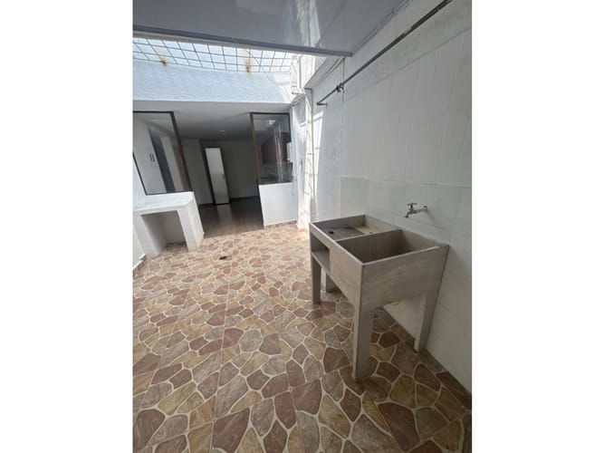 Casa de 6 alcobas en venta en Sector La Luisa Bella Suiza, Cali, 550 m² · foto 13 de 24