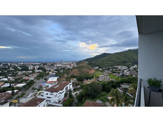 Apartamento de 3 alcobas en venta en Menga, Cali, 166 m² · foto 6 de 24