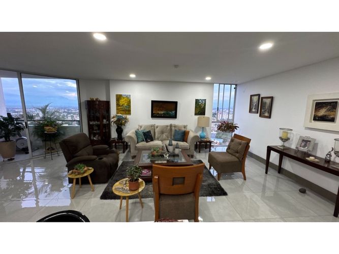 Apartamento de 3 alcobas en venta en Menga, Cali, 166 m² · foto 8 de 24