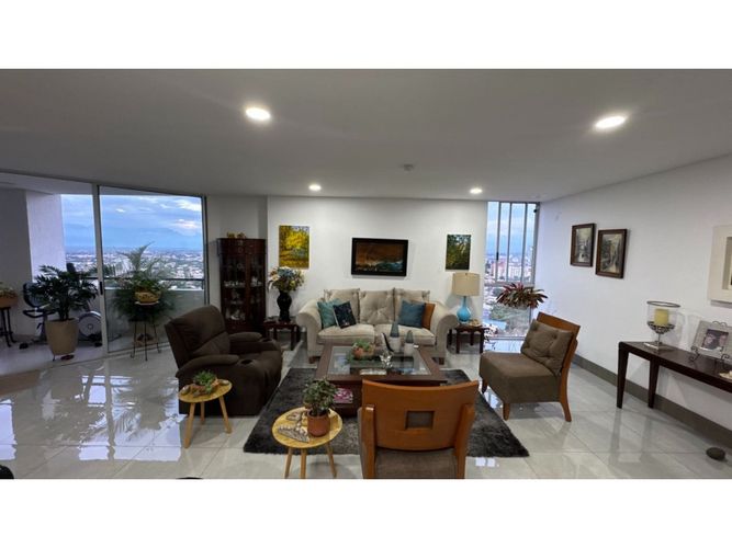 Apartamento de 3 alcobas en venta en Menga, Cali, 166 m² · foto 9 de 24