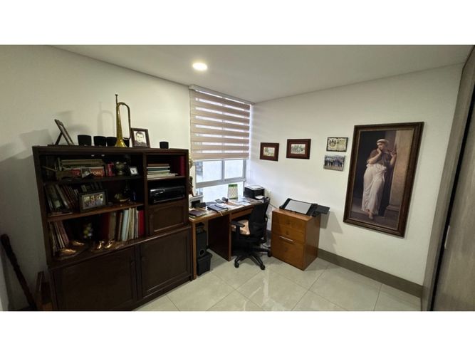 Apartamento de 3 alcobas en venta en Menga, Cali, 166 m² · foto 17 de 24