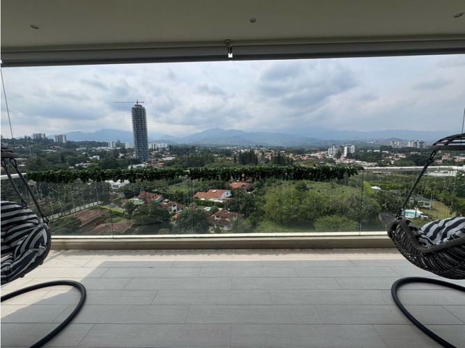Apartamento de 3 alcobas en venta en Pance, Cali, 140 m² · foto 2 de 24