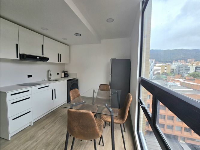 Apartaestudio en venta en Chico Norte, Bogotá, 27 m² · foto 2 de 19