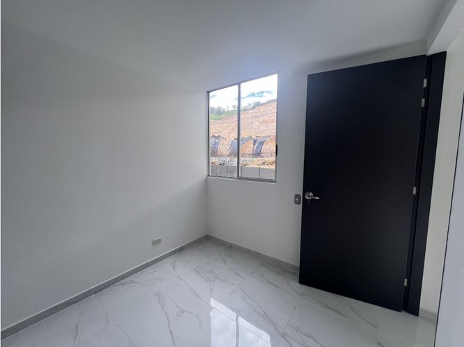Apartamento de 2 alcobas en venta en Colinas Del Norte, Cali, 70 m² · foto 8 de 17