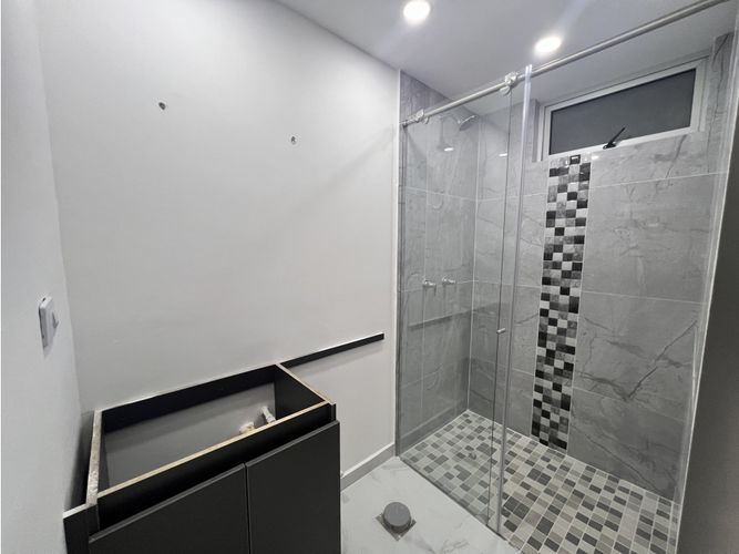 Apartamento de 2 alcobas en venta en Colinas Del Norte, Cali, 70 m² · foto 14 de 17