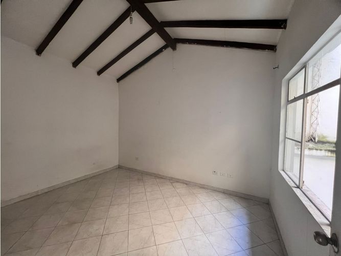 Apartaestudio en venta en Santa Rita, Cali, 300 m² · foto 4 de 15