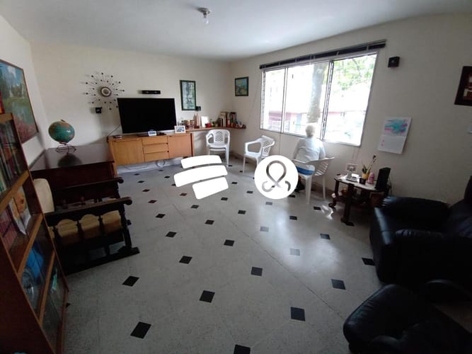 Casa de 5 alcobas en venta en Simon Bolivar, Medellín, 263 m² · foto 5 de 20