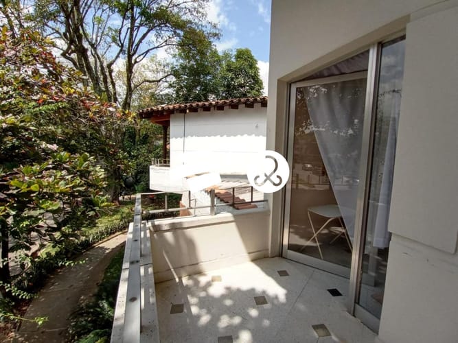 Casa de 5 alcobas en venta en Simon Bolivar, Medellín, 263 m² · foto 11 de 20
