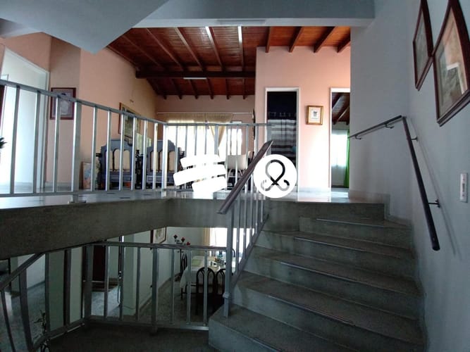 Casa de 5 alcobas en venta en Simon Bolivar, Medellín, 263 m² · foto 14 de 20