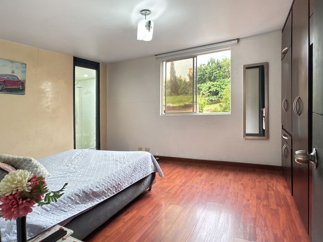 Apartamento de 5 alcobas en venta en Belén, Medellín, 296 m² · foto 10 de 16