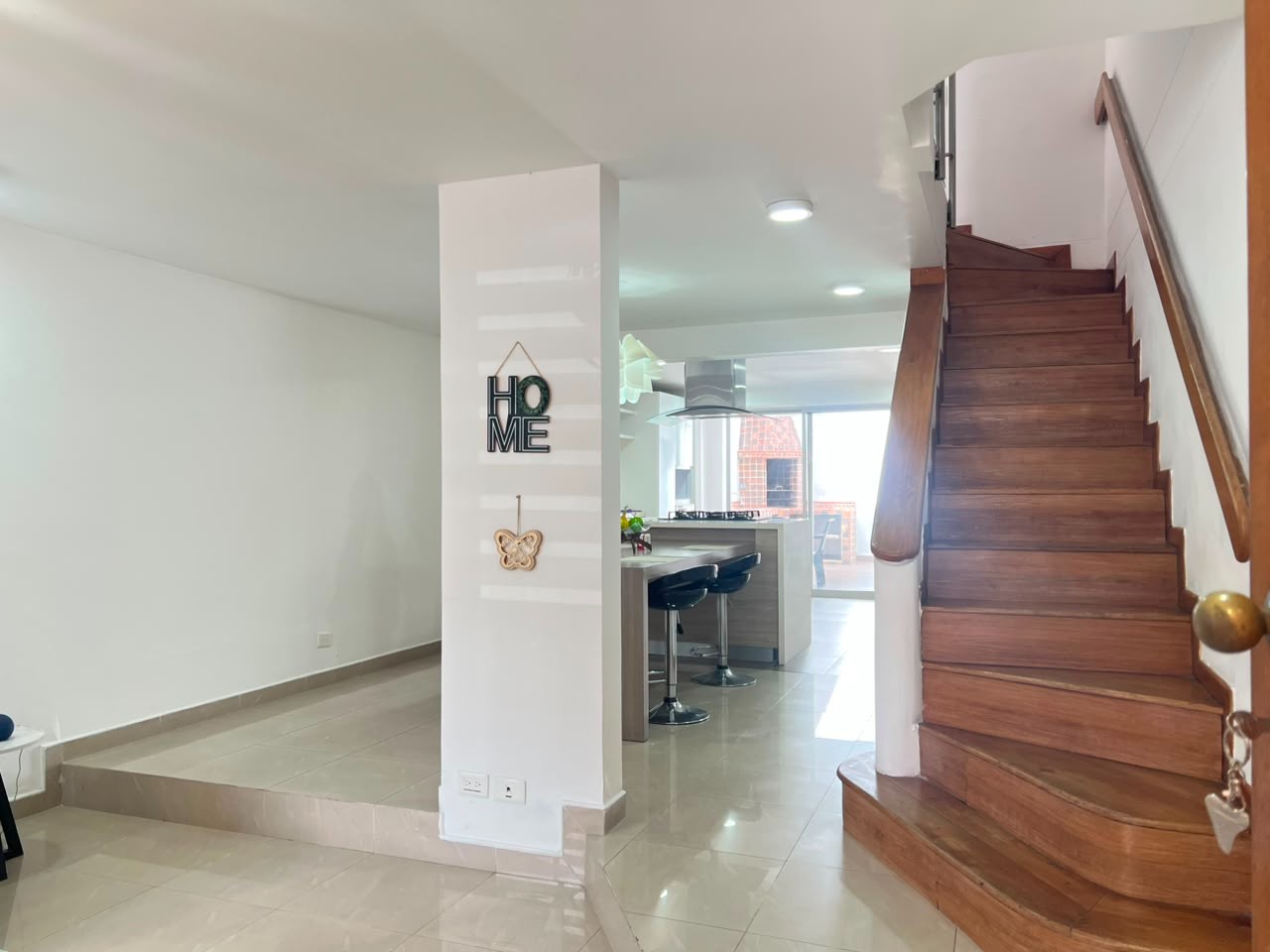 Casa en arriendo en El Poblado, Medellín · foto 5 de 14