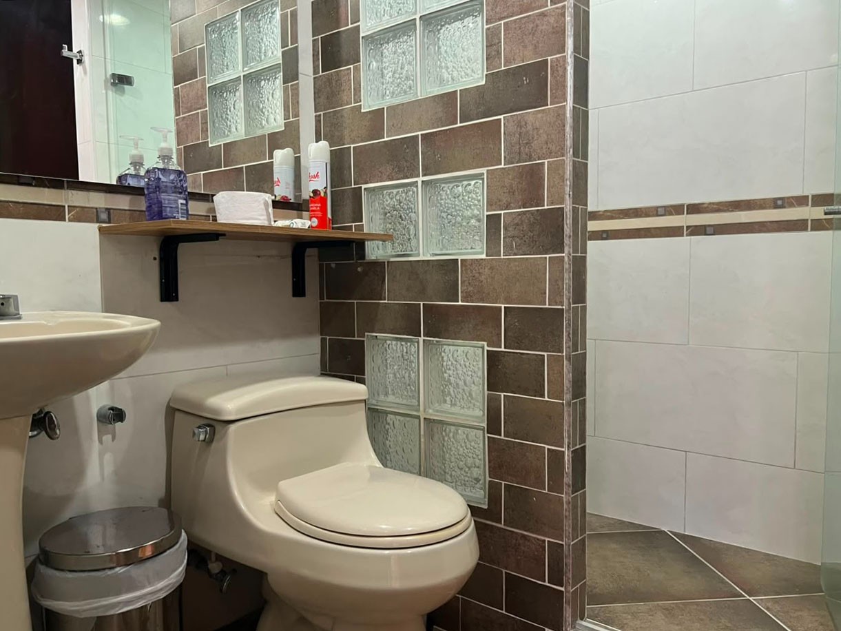 Casa en arriendo en El Poblado, Medellín · foto 13 de 14