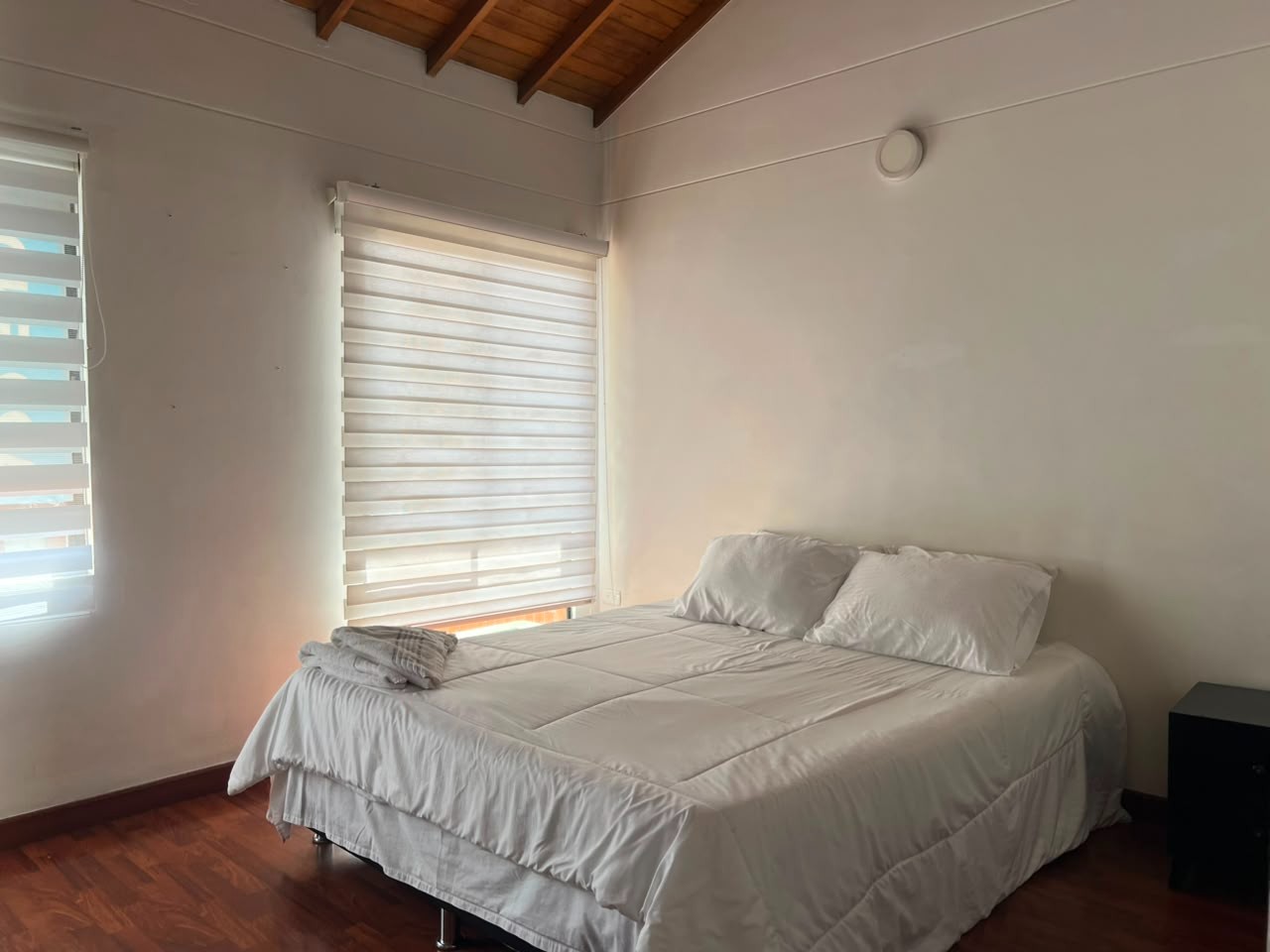 Casa en arriendo en El Poblado, Medellín · foto 10 de 14