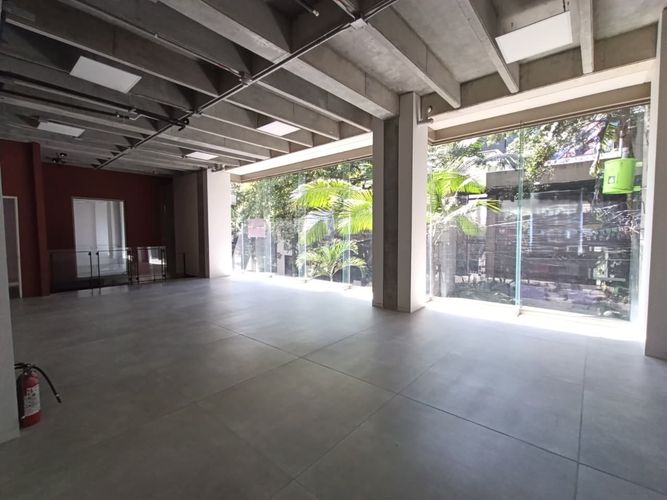 Local en arriendo en El Poblado, Medellín, 162 m² · foto 8 de 15