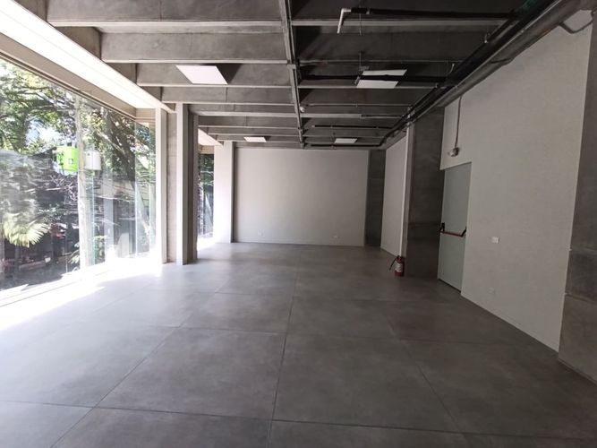 Local en arriendo en El Poblado, Medellín, 162 m² · foto 10 de 15