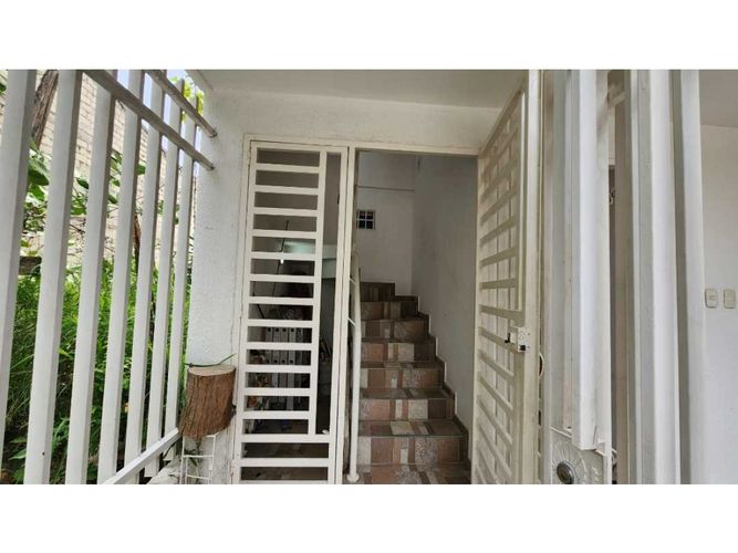 Casa de 12 alcobas en venta en Villa Bethel, Santa Marta, 360 m² · foto 7 de 17