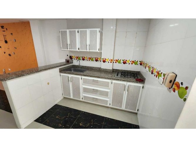 Casa de 12 alcobas en venta en Villa Bethel, Santa Marta, 360 m² · foto 11 de 17
