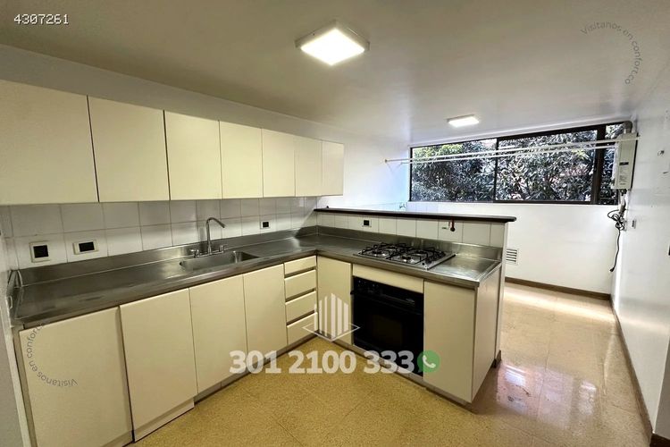 Casa de 3 alcobas en arriendo en El Tesoro, Medellín, 320 m² · foto 6 de 24