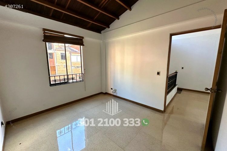 Casa de 3 alcobas en arriendo en El Tesoro, Medellín, 320 m² · foto 12 de 24