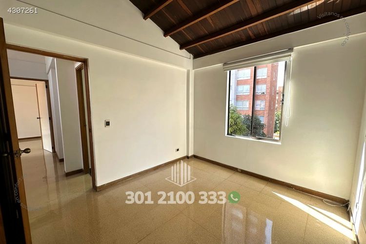 Casa de 3 alcobas en arriendo en El Tesoro, Medellín, 320 m² · foto 15 de 24