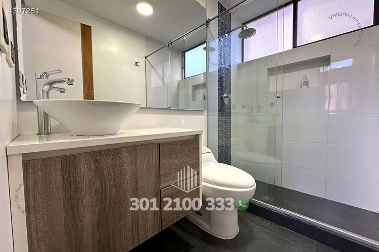 Casa de 3 alcobas en arriendo en El Tesoro, Medellín, 320 m² · foto 16 de 24