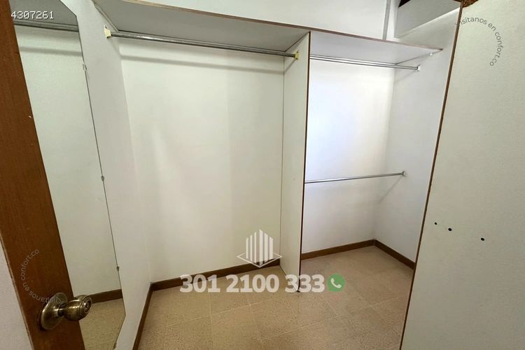 Casa de 3 alcobas en arriendo en El Tesoro, Medellín, 320 m² · foto 21 de 24