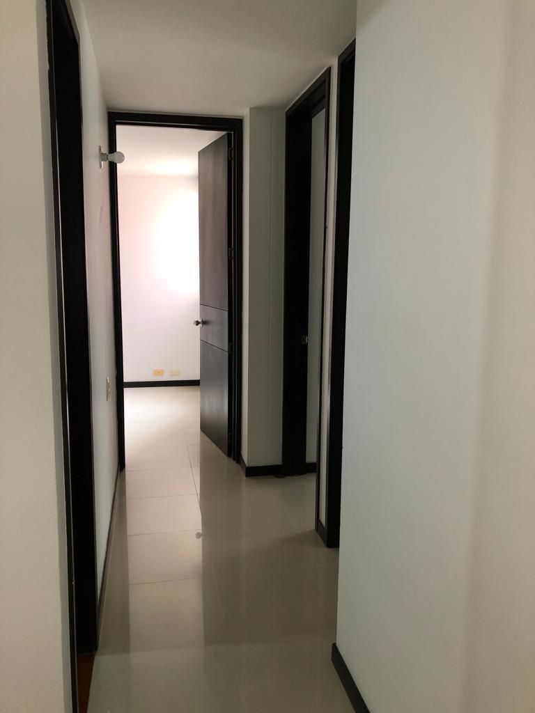 Apartamento en venta en Caney, Cali · foto 2 de 13