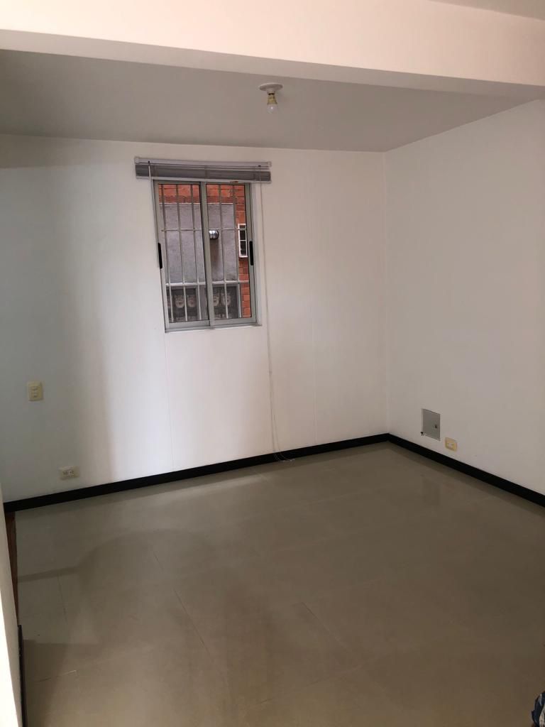 Apartamento en venta en Caney, Cali · foto 3 de 13